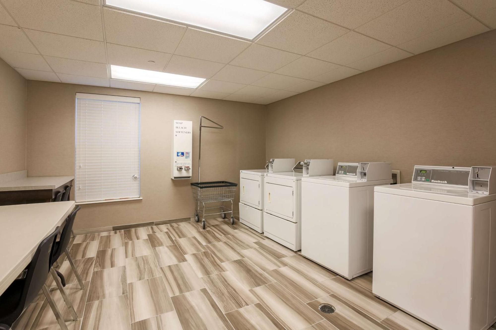 Homewood Suites By Hilton Southwind - Hacks Cross Мемфис Екстериор снимка